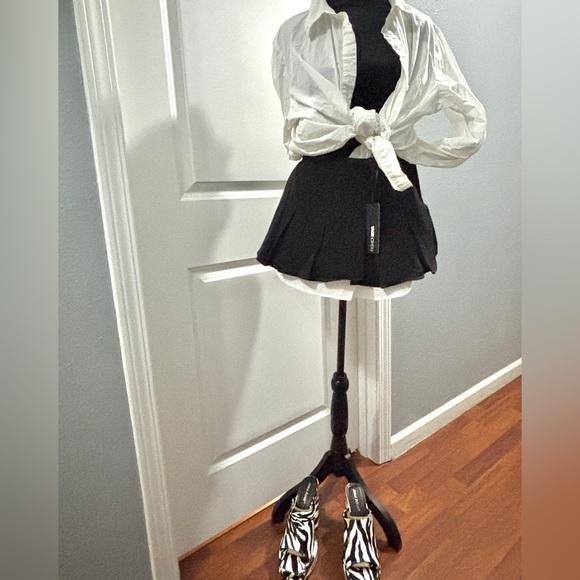 Fashion Nova Black Mini Skirt - Picture 8 of 12